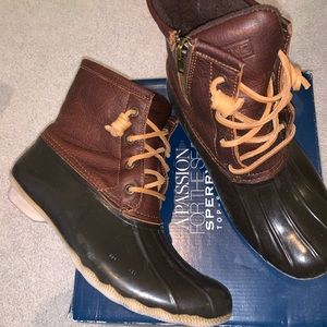 Sperry duck boots